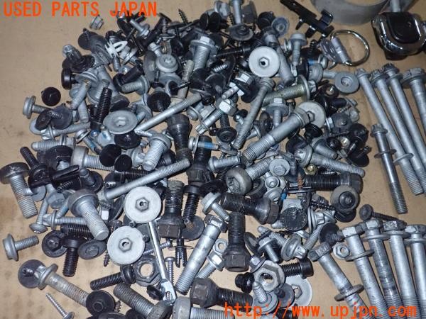 3UPJ=35570720]BMW 328i グランツーリスモ Mスポーツ(3X28 F34)前期 ネジ・ナット・ステー類 セット ジャンク_m3