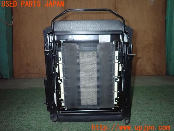 3UPJ=35600644]MR2(SW20)後期 V型 RECARO レカロ SR-7F GK100 BK/SL セミバケットシート レール付き 中古_m4