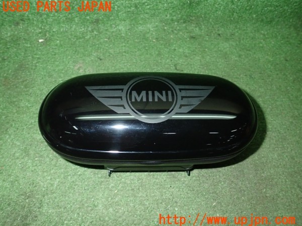 3UPJ=35760652]BMW ミニ(MINI)ジョンクーパーワークス クロスオーバー(XDJCW R60)純正 メガネケース サングラスケース 中古_m0