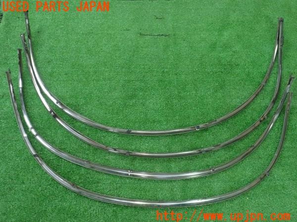 3UPJ=35790013]セドリック ワゴン SGL(WY30)純正 フェンダーアーチモール メッキ 中古_m1