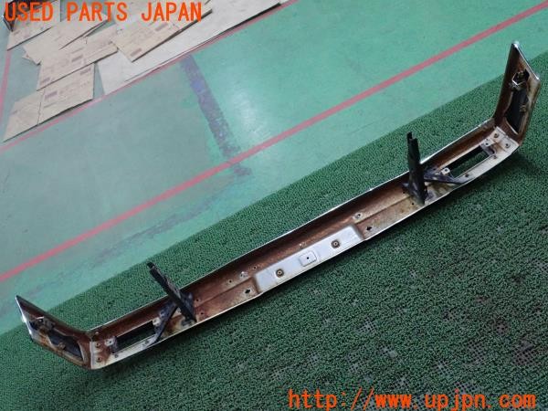 3UPJ=35790048]セドリック ワゴン SGL(WY30)純正 フロントバンパー メッキ 中古_m4