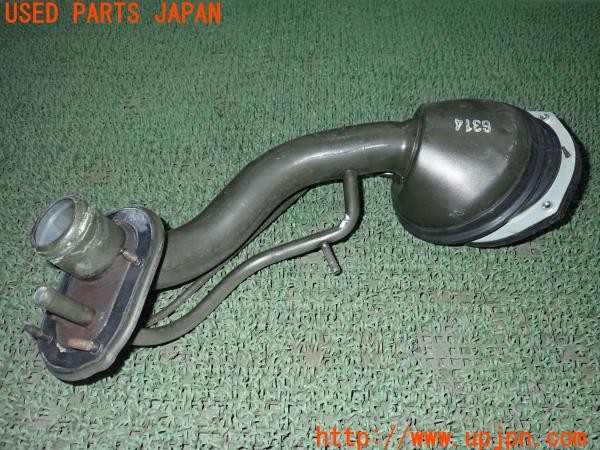 3UPJ=35790120]セドリック ワゴン SGL(WY30)純正 給油口 フューエルフィラーネック 中古_m1