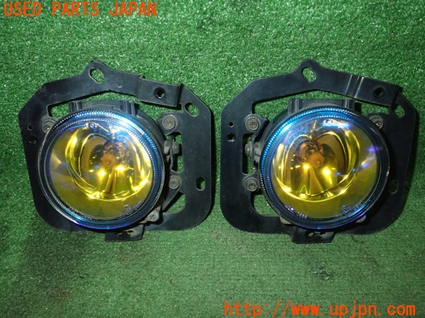 3UPJ=35980558]デリカD:5(CV5W)純正 AOKI 0888 マルチコート フォグランプ 中古_m0