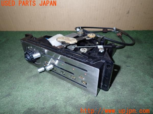 3UPJ=36010512]ロードスター Sスペシャル(NA6CE)後期 純正 エアコンスイッチ 社外パネルカバー付き 中古_m0