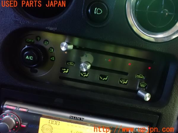 3UPJ=36010512]ロードスター Sスペシャル(NA6CE)後期 純正 エアコンスイッチ 社外パネルカバー付き 中古_m4