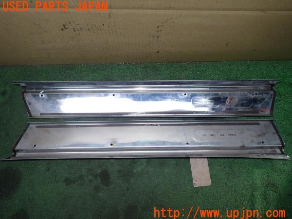 3UPJ=36010616]ロードスター Sスペシャル(NA6CE)後期 純正 スカッフプレート 中古_m4