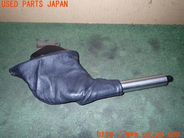 3UPJ=36010626]ロードスター Sスペシャル(NA6CE)後期 社外 サイドブレーキレバー ブーツ ハンドル メッキ 中古_m1