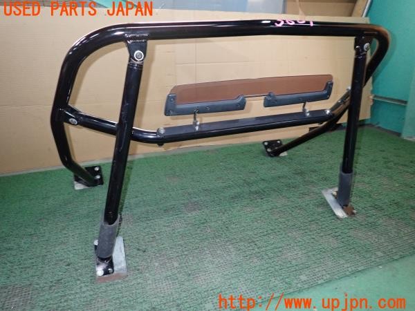 3UPJ=36010715]ロードスター Sスペシャル(NA6CE)後期 OKUYAMA? オクヤマ? ロールバー 4点式 社外 ウインドディフレクター付き 中古_m2