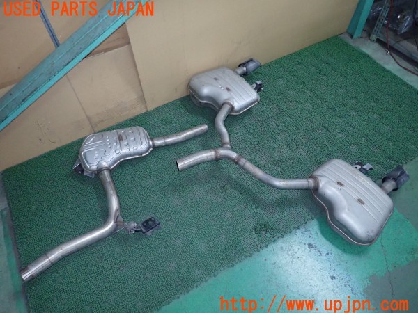 3UPJ=36020152]アウディ A5 スポーツバック(F5CVKL)純正 8W9253611A リアマフラー カット済み 2分割 中古_m1