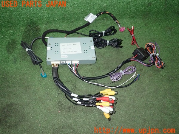 3UPJ=36050579]BMW 320d ツーリング(3D20 F31)社外 マルチメディアビデオインターフェース インターフェース 中古_m2