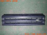 3UPJ=36090014]ランドローバー レンジローバー 4.6HSE(LP60D P38A)後期 ディスカバリー(L318)純正 DHB 000210PMA フロントグリル② 中古_s0