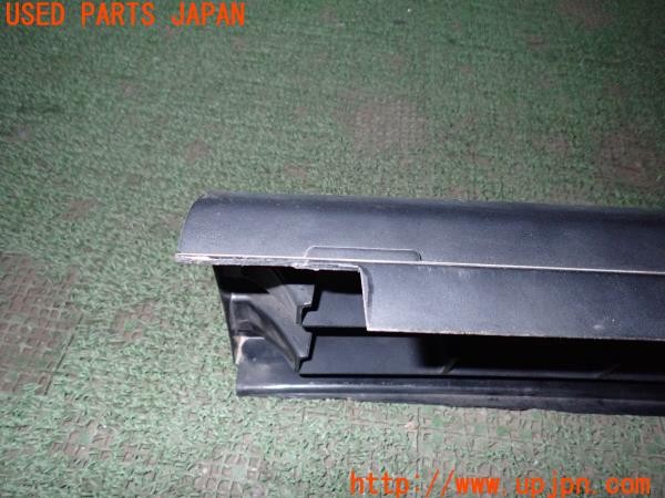 3UPJ=36090014]ランドローバー レンジローバー 4.6HSE(LP60D P38A)後期 ディスカバリー(L318)純正 DHB 000210PMA フロントグリル② 中古_m3