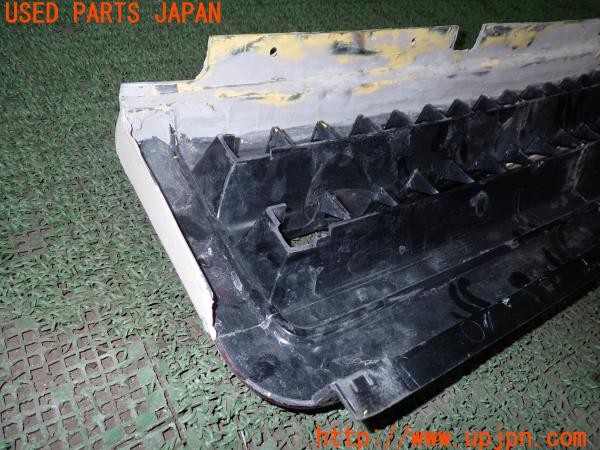 3UPJ=36090015]ランドローバー レンジローバー 4.6HSE(LP60D P38A)後期 ディスカバリー(L318)純正 AWR3633 フロントグリル③ 中古_m3