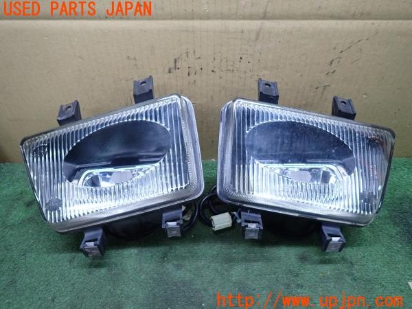 3UPJ=36090558]ランドローバー レンジローバー 4.6HSE(LP60D P38A)後期 純正 HELLA 301-236 407 301-236 408 フォグランプ 中古_m0