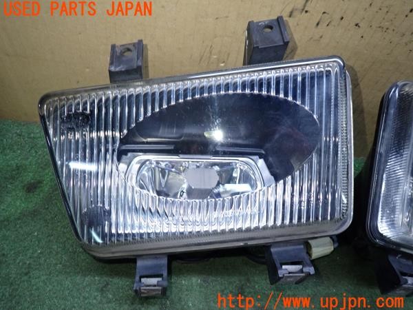 3UPJ=36090558]ランドローバー レンジローバー 4.6HSE(LP60D P38A)後期 純正 HELLA 301-236 407 301-236 408 フォグランプ 中古_m1