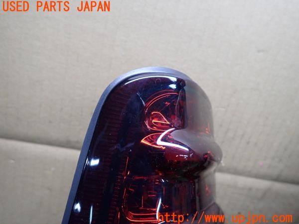 3UPJ=36230547]ジムニー(JB23W 1型)IH GROUP 60-1336 テールランプ 中古_m1