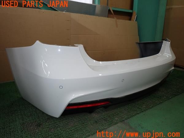 3UPJ=36300058]BMW アクティブハイブリッド3 Mスポーツ(3F30 F30)純正 リアバンパー 3D Design ディフューザー付き 中古_m1