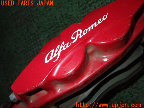 3UPJ=36320301]アルファロメオ ジュリア ヴェローチェ(95220)純正 brembo ブレンボ フロントキャリパー 中古_m4