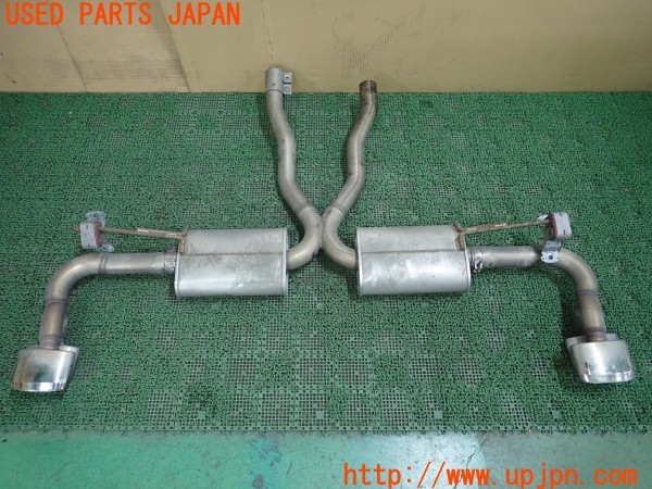 3UPJ=36350152]ポルシェ カイエン S(9PAM4801 957型)社外 リアマフラー 中古_m0