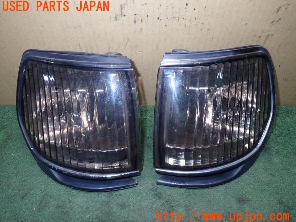 3UPJ=36360523]ランドクルーザー80(FZJ80G)後期 DEPO デポ 01-212-1551L-C 01-212-1551R-C コーナーランプ 中古_m0