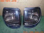 3UPJ=36360523]ランドクルーザー80(FZJ80G)後期 DEPO デポ 01-212-1551L-C 01-212-1551R-C コーナーランプ 中古_s0