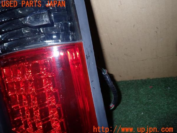 3UPJ=36360547]ランドクルーザー80(FZJ80G)後期 DEPO デポ 01-212-1955L-C 01-212-1955R-C テールランプ 中古_m3