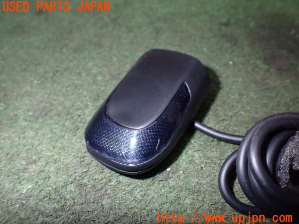 3UPJ=36370539]セレナ ハイウェイスターV(GFC27)後期 純正 B5702-3VA0A セキュリティ インジケーター 盗難防止 中古_m1