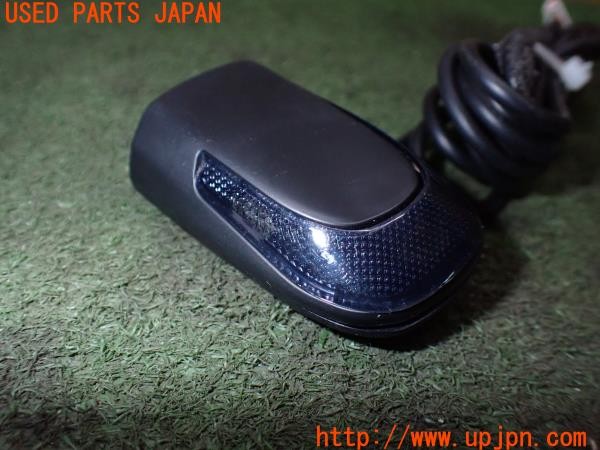 3UPJ=36370539]セレナ ハイウェイスターV(GFC27)後期 純正 B5702-3VA0A セキュリティ インジケーター 盗難防止 中古_m2