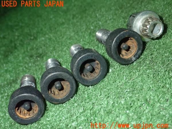 3UPJ=36480968]BMW 320i クーペ(WA20 E92)前期 純正 ホイールロックナット 中古_m0