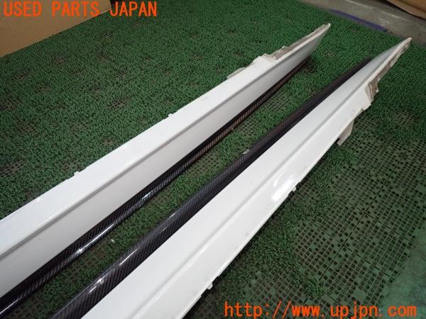 3UPJ=36530025]BMW 330e Mスポーツ(8E20 F30)LCI 純正 サイドステップ 社外カーボンスポイラー付き 中古_m2