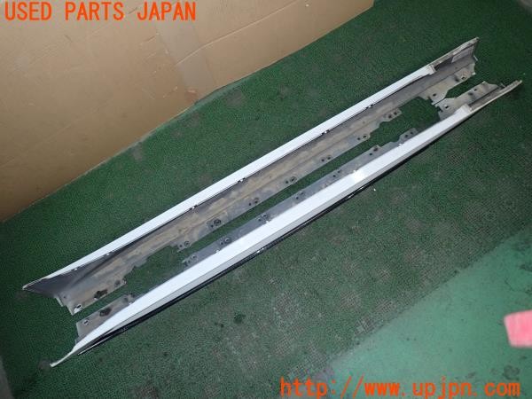 3UPJ=36530025]BMW 330e Mスポーツ(8E20 F30)LCI 純正 サイドステップ 社外カーボンスポイラー付き 中古_m3