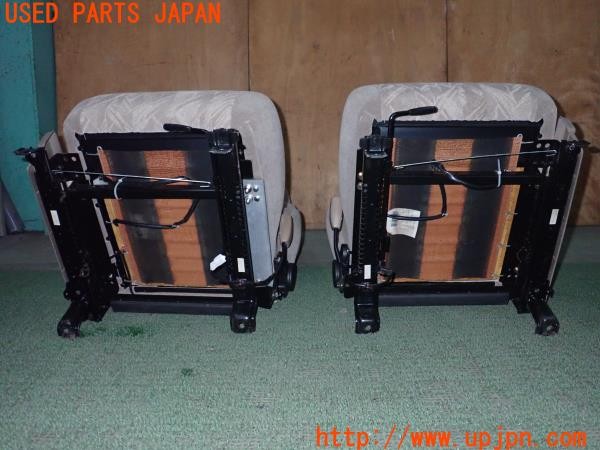 3UPJ=36550609]ビッグホーン プレジール ロング(UBS73GW)後期 純正オプション RECARO シートセット 運転席 助手席 シートヒーター 中古_m2