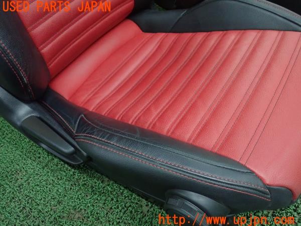 3UPJ=36560609]アバルト 124スパイダー(NF2EK)純正 シートセット BOSEヘッドレストスピーカー内臓 運転席 助手席 中古_m3