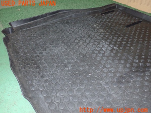 3UPJ=36680634]BMW 525i(NU25 E60)後期 純正 ラゲッジトレイ ラゲッジマット トランクマット 中古_m3