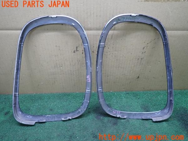3UPJ=36770012]BMW ミニ(MINI)ジョンクーパーワークス(XMJCW F56)純正 7297415 7297416 テールランプリム 社外カーボンカバー付き 中古_m4