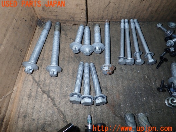 3UPJ=36890720]BMW ミニ(MINI)ジョンクーパーワークス クラブマン(JZJCWM F55)ネジ・ナット・ステー類 セット ジャンク_m1