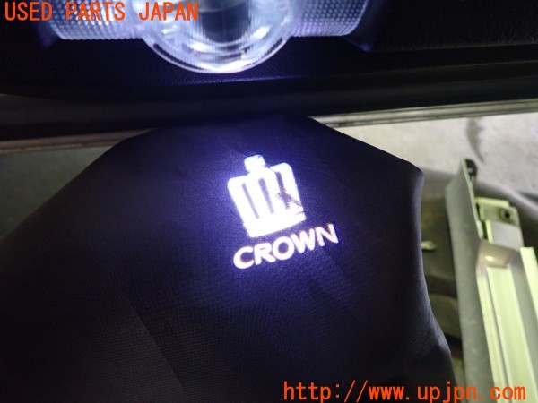 3UPJ=37060512]クラウン ハイブリッド ロイヤルサルーン(AWS210)社外 カーテシランプ 中古_m4