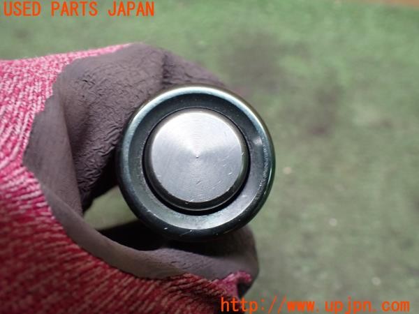 3UPJ=37120614]パジェロ エクシード(V98W)社外 シフトノブ AT用 プッシュ式 約145mm 中古_m3