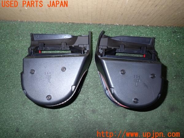 3UPJ=37540631]スイフト スポーツ(ZC33S 2型)YAC 槌屋ヤック ドリンクホルダー 運転席・助手席用 中古_m4