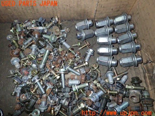 3UPJ=37560720]アルファードG(ANH10W)ネジ・ナット・ステー類 セット ジャンク_m3