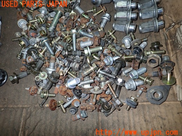 3UPJ=37560720]アルファードG(ANH10W)ネジ・ナット・ステー類 セット ジャンク_m4