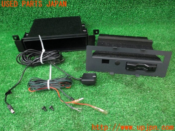 3UPJ=37670503]ルノー カングー ゼン(KWH5F)ETC車載器 ブラケット 取付パネル付き 中古_m0