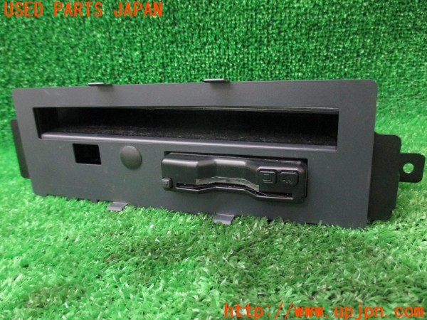 3UPJ=37670503]ルノー カングー ゼン(KWH5F)ETC車載器 ブラケット 取付パネル付き 中古_m3