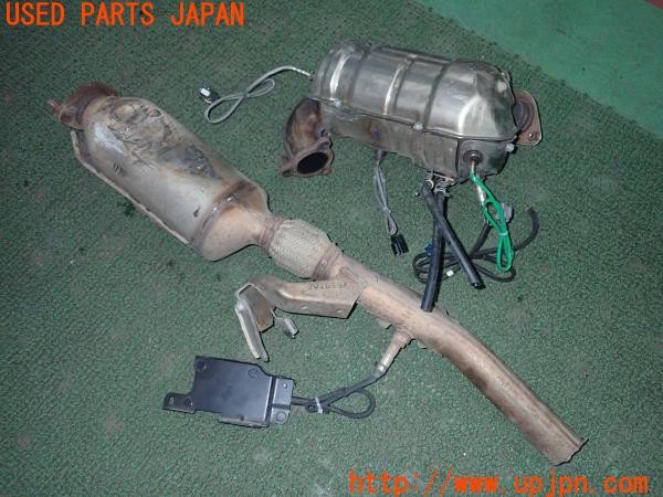 3UPJ=37730159]デリカD:5(CV1W)後期 触媒 2本セット 中古_m3