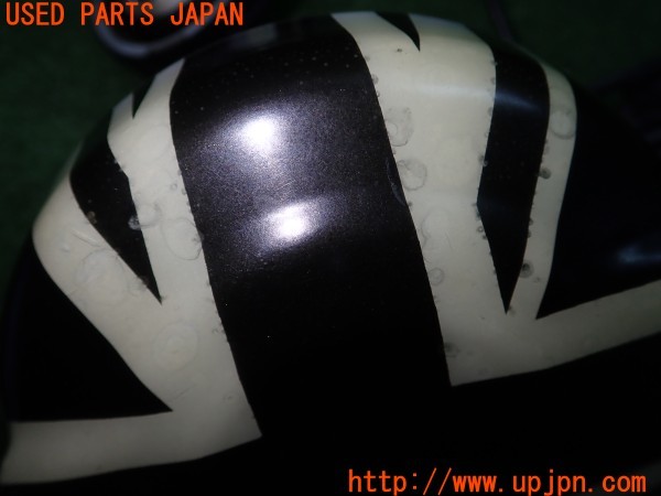 3UPJ=37880012]BMW ミニ(MINI)ジョンクーパーワークス(XMJCW F56)純正 フューエルリッド 社外 フューエルタンクカバー付き 中古_m3