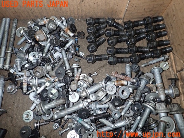 3UPJ=37880720]BMW ミニ(MINI)ジョンクーパーワークス(XMJCW F56)ネジ・ナット・ステー類 セット ジャンク_m3