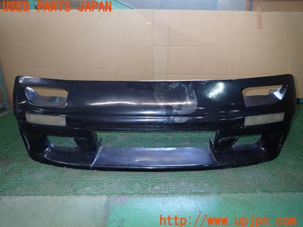 3UPJ=37920048]サバンナ RX-7 カブリオレ(FC3C)後期 社外 フロントバンパー ウインカー付き 中古_m0