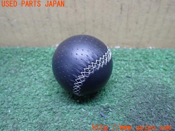 3UPJ=37920614]サバンナ RX-7 カブリオレ(FC3C)後期 社外 シフトノブ 丸型 230g 直径約47mm 中古_m1
