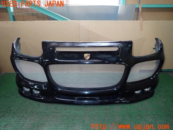 3UPJ=38000048]ポルシェ カイエン(9PABFD 955型)Jubily? ジュビリー? Zero-R? フロントバンパー サイドマーカー・フォグランプ付き 中古_m0