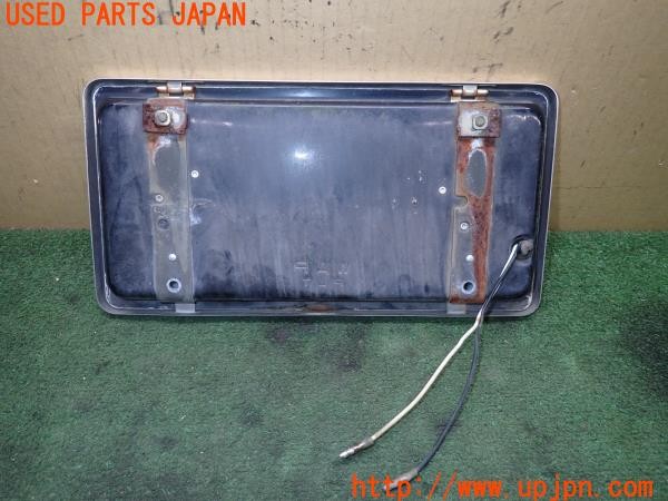 3UPJ=38060579]パジェロ エクシード(V75W)前期 WAP PAT 字光式ナンバー フレーム ホルダー 中古_m2
